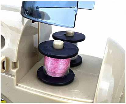 Фото Y1311255 Набор "Бытовая техника" (швейная машинка) на бат., звук. и свет. эффекты, в/к 27*8,2*19 см